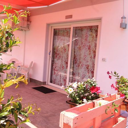 Apartmán Chiaro Di Luna Santa Domenica  Pokoj fotografie