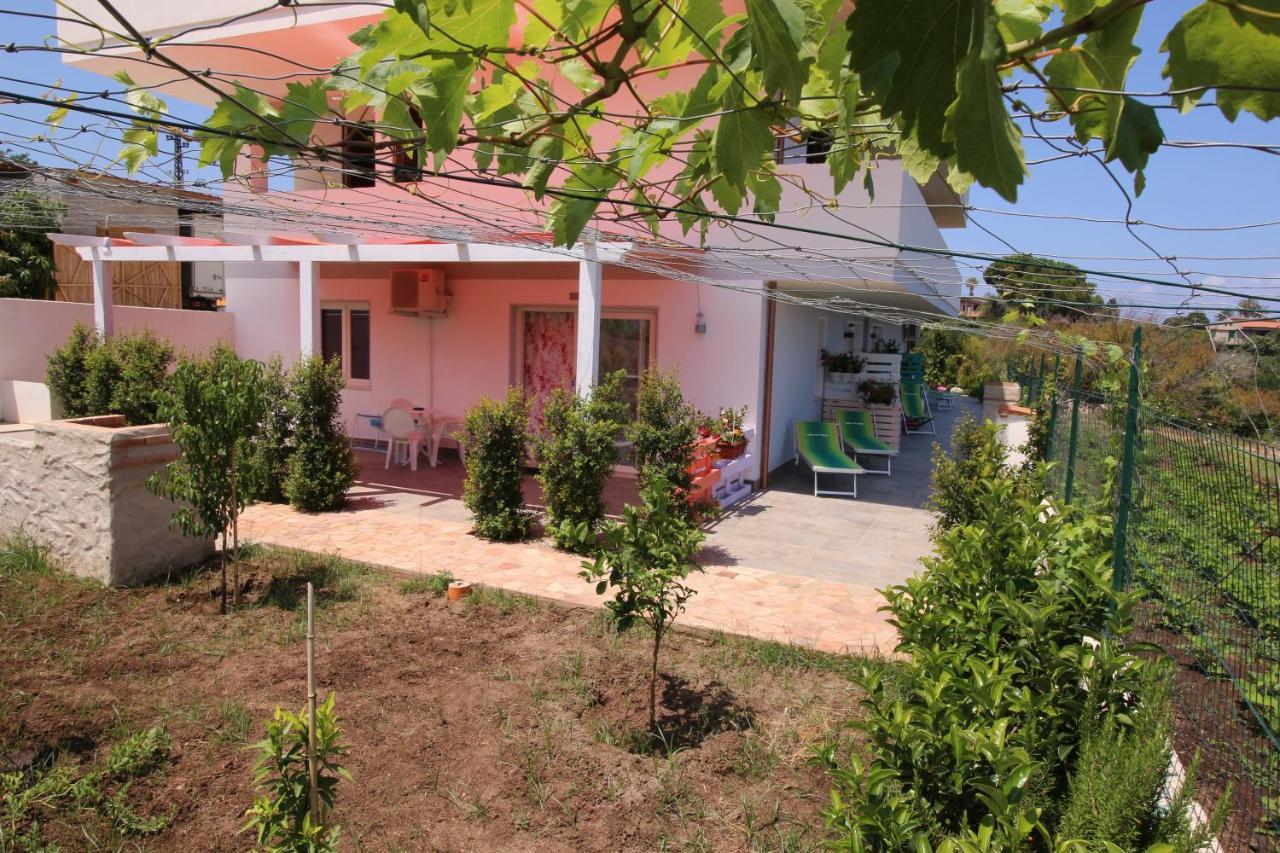 Apartmán Chiaro Di Luna Santa Domenica  Exteriér fotografie